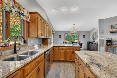 521 15th St N, Sauk Rapids, MN 56379 - photo 4