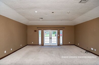 1101 E 7th St, Cushing, OK 74023 - photo 4