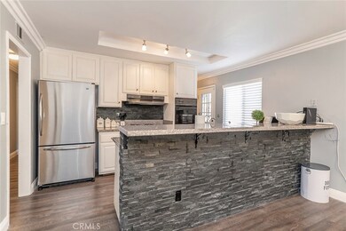 711 Azure Ct, Upland, CA 91786 - photo 6