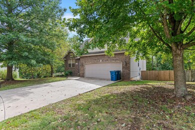 508 E Mitchell Ct, Republic, MO 65738 - photo 2