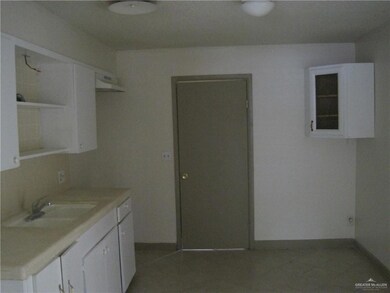 508 W 11th St, Weslaco, TX 78596 - photo 6