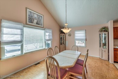 08-DINING_ROOM(1)