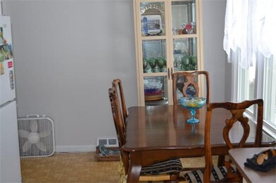 514 Bullard St, Holden, MA 01520 - photo 6