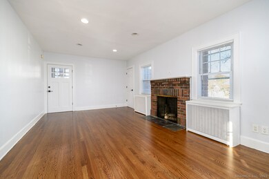58 Mayflower Ave unit 2, Stamford, CT 06906 - photo 4