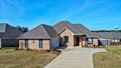 673 Conti Dr, Brandon, MS 39042 - photo 2