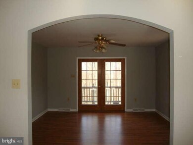 1518 Hoffmaster Rd, Knoxville, MD 21758 - photo 3