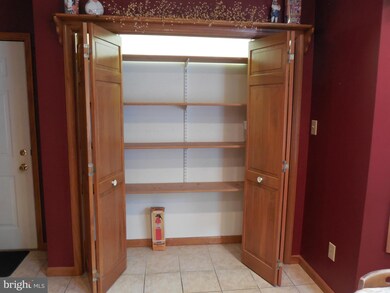 2472 Mccleary Dr, Chambersburg, PA 17201 - photo 6