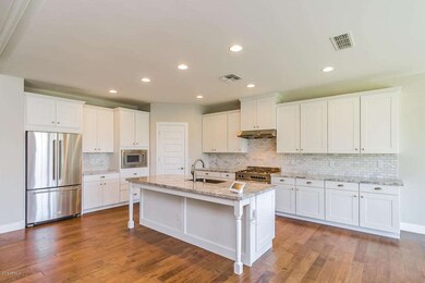 KITCHEN ISLAND