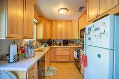 3872 Alma Ave, Redding, CA 96002 - photo 3