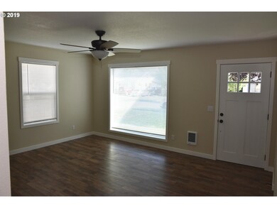 2948 Field St, Longview, WA 98632 - photo 2