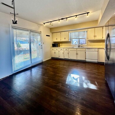 1230 van Voorhis Rd, Morgantown, WV 26505 - photo 2