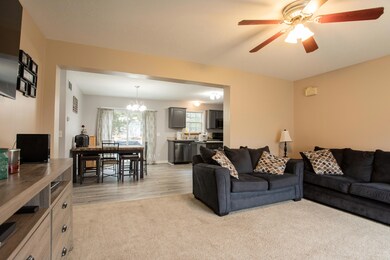 55 Fox Ridge Dr, Berwick, ME 03901 - photo 4