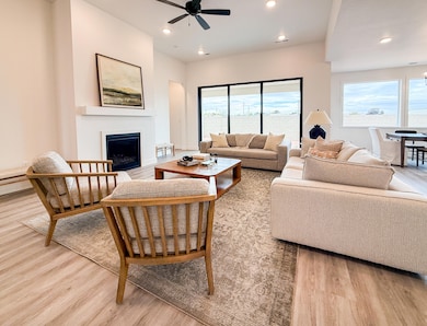 541 N 3380 W, Hurricane, UT 84737 - photo 2