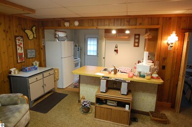 2219 Buhlman Dr, West Branch, MI 48661 - photo 4