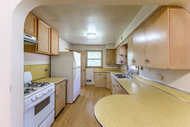 322 Keller Ave, Waukegan, IL 60085 - photo 4