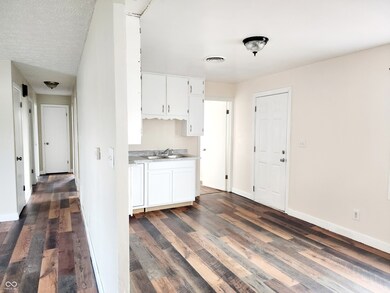 171 Jordan Dr, Franklin, IN 46131 - photo 6