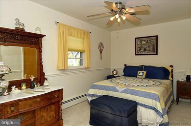 1205 Ednor Rd, Silver Spring, MD 20905 - photo 3