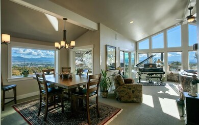 465 Dahlia Terrace, Eagle Point, OR 97524 - photo 5