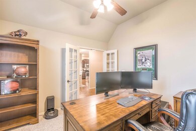 8104 S Gardenia Ave, Broken Arrow, OK 74011 - photo 4