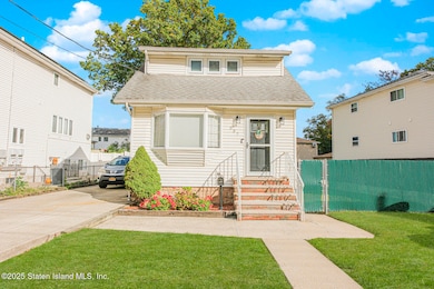 537 Annadale Rd, Staten Island, NY 10312 - photo 3