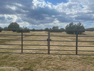 00 N Breeze Ln, Seligman, AZ 86337 - photo 6