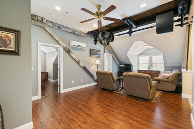 37 Stevens St unit 301, Haverhill, MA 01830 - photo 6