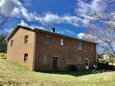 131 Roadrunner Ln, Statesville, NC 28625 - photo 2