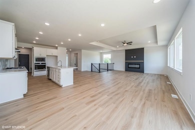 10022 NW 68th Ave, Johnston, IA 50131 - photo 5