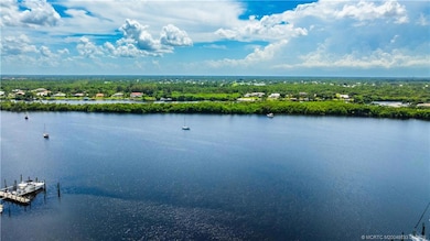 Beauty & safe harbor for your vessel