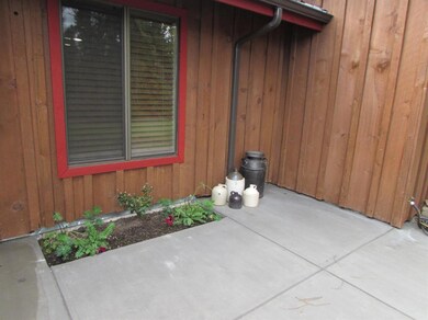 1161 Grandview Ave, Grants Pass, OR 97527 - photo 5