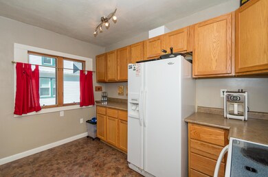 1232 Cherry St, Grand Forks, ND 58201 - photo 5