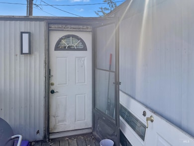 331 E Walnut St unit D, Genesee, ID 83832 - photo 2