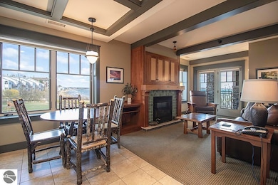 2035 N Us-31 N unit 301, Traverse City, MI 49686 - photo 4