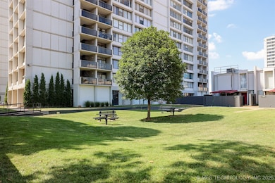 Central Park Residences unit 1405, Tulsa, OK 74119 - photo 7