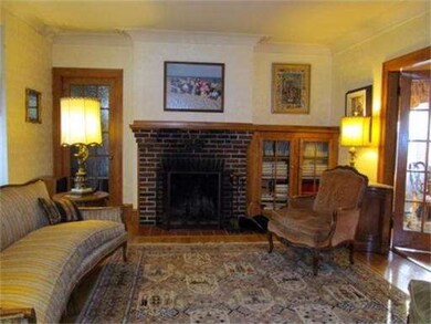 128 Houghton St, Worcester, MA 01604 - photo 2