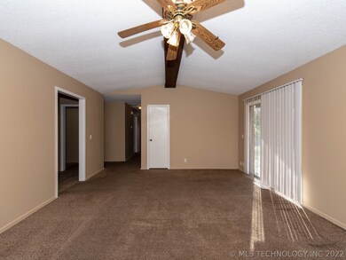 1688 S Sycamore Ave, Broken Arrow, OK 74012 - photo 4