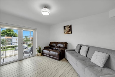 2610 W 76th St unit 210, Hialeah, FL 33016 - photo 3