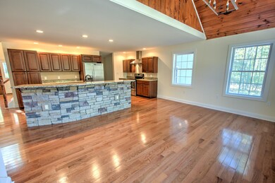 117 Decker Creek Dr, Hawley, PA 18428 - photo 3