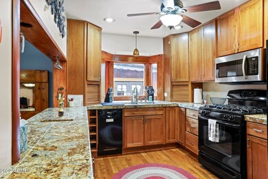 Kitchen (1)