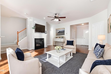 8325 Pilots View Dr, Raleigh, NC 27617 - photo 6