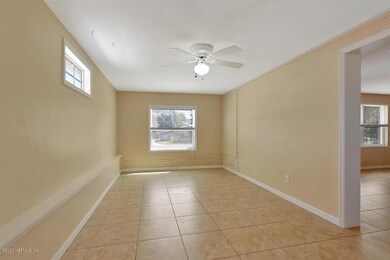 04-Dining Room