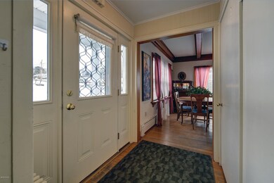 49 Maple St, North Adams, MA 01247 - photo 4