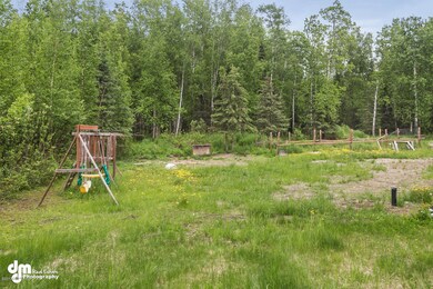 4165 N Farm Fields Place-large-029-17-Ba