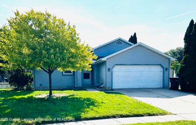 4803 Moultrie Cir, Lansing, MI 48917 - photo 2