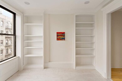 529 E 12th St unit E5E7, New York, NY 10009 - photo 2