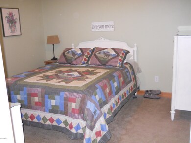 Master Bedroom on Mainfloor