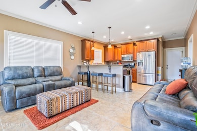 Doe Creek Hearth ROom1