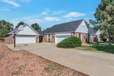 6699 S Helena St, Centennial, CO 80016 - photo 4