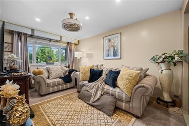 7941 Seaview Ave unit E1, Brooklyn, NY 11236 - photo 3