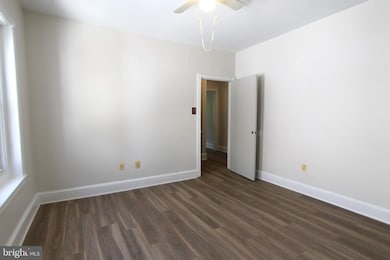 437 W Hansberry St unit 3RD FLOOR, Philadelphia, PA 19144 - photo 2